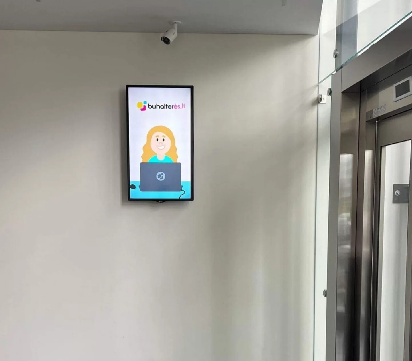 Reklaminis ekranas Baršausko 66 verslo centre