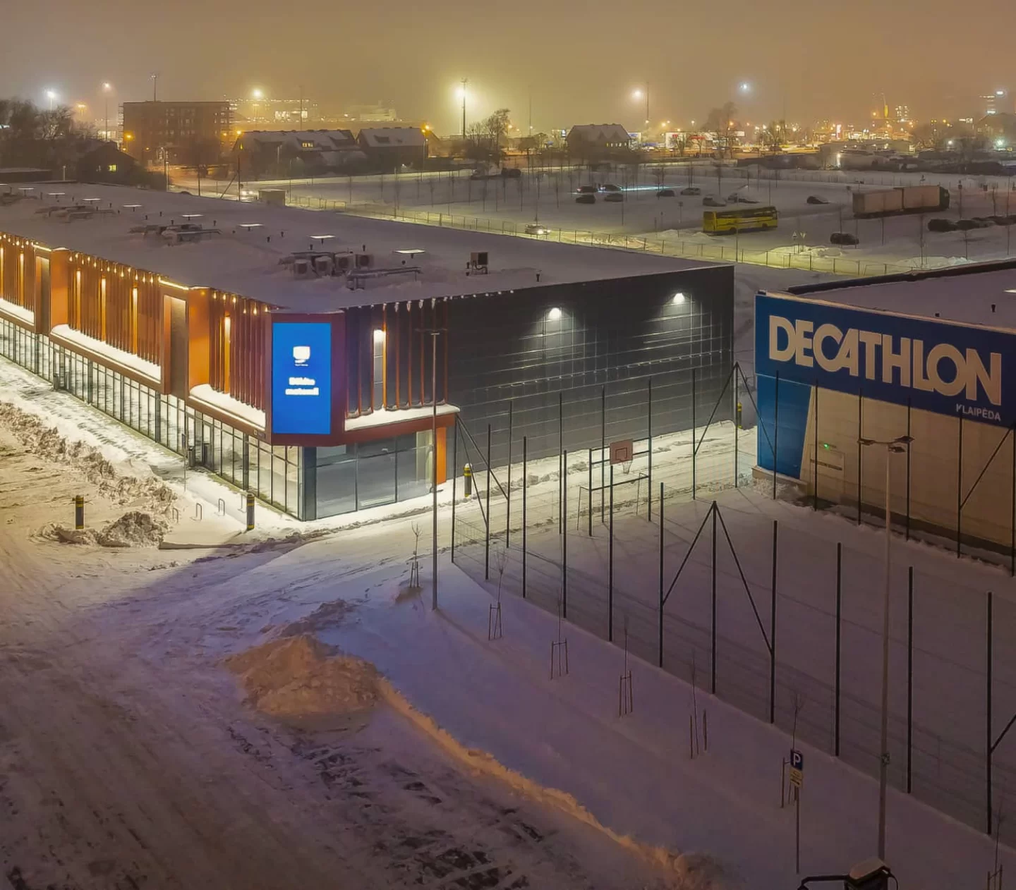 Reklaminis lauko ekranas Klaipėdoje, Baltijos pr. 26A