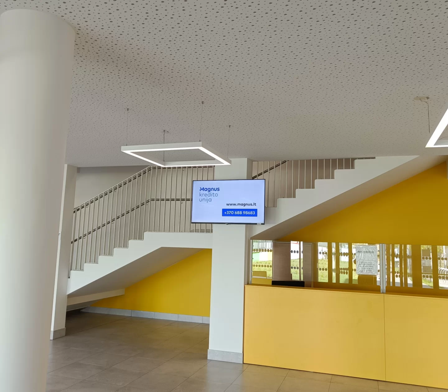 Reklaminiai ekranai  VUL Santaros klinikų vaikų konsultacijų poliklinika