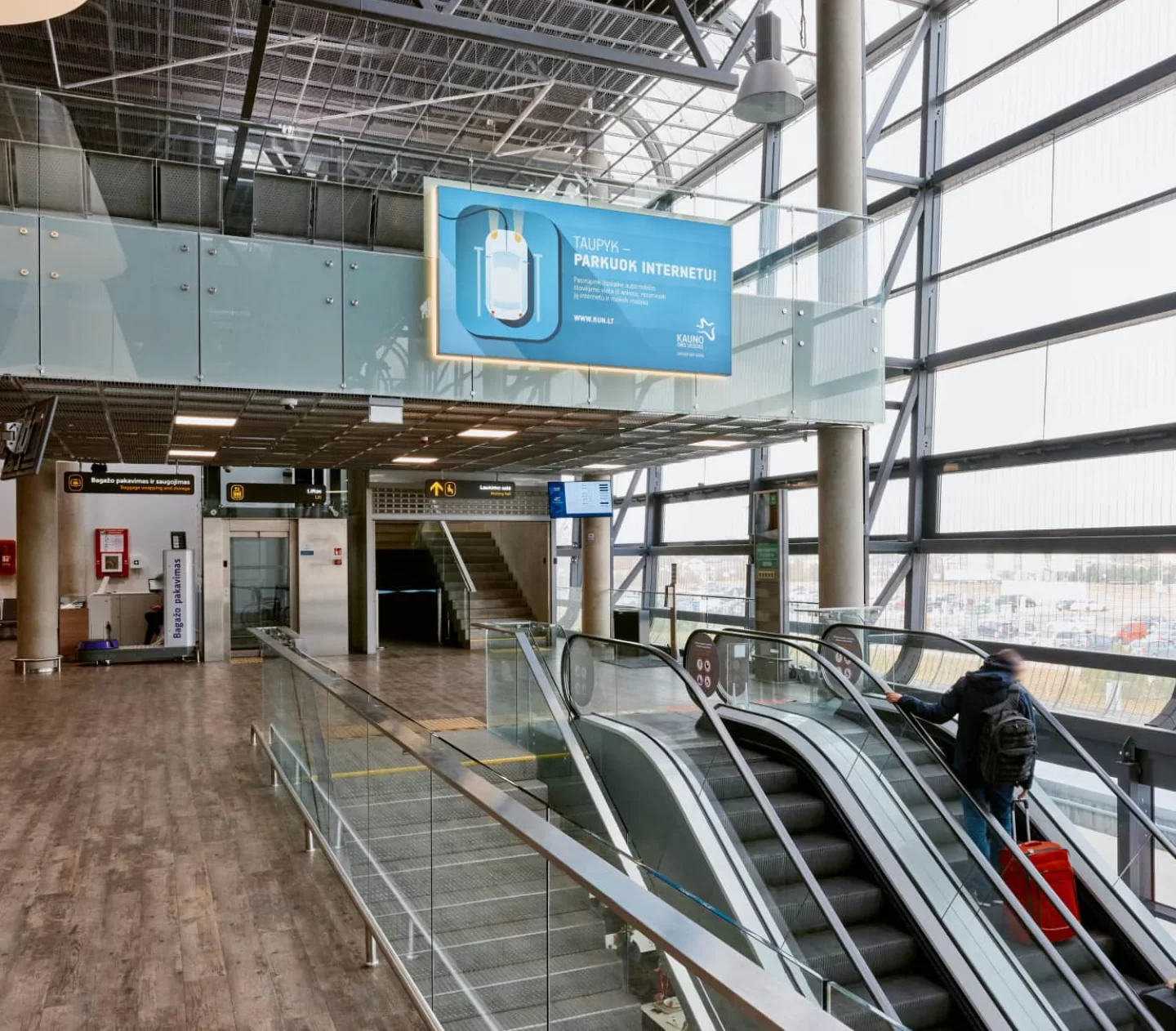 Tekstilinė šviesdėžė K-LB-03-01 (Išvykimas, kylant link registracijos salės)