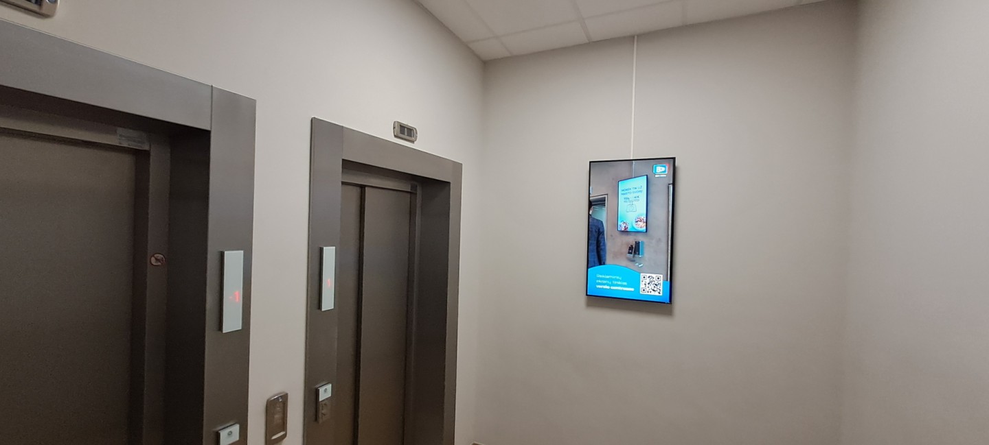 Reklaminiai ekranai TRIO verslo centre