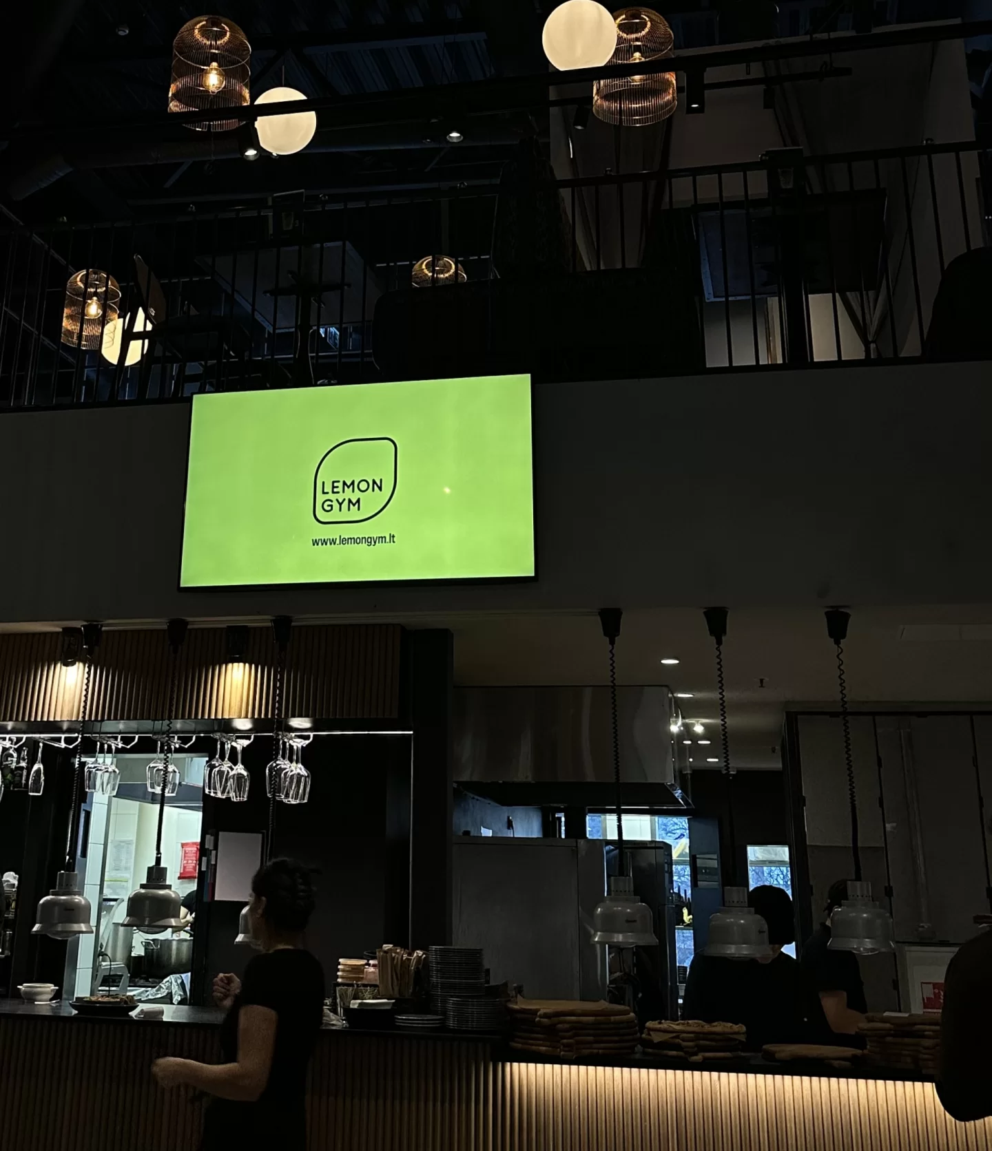 Charlie Pizza PC Studlendas reklaminiai ekranai