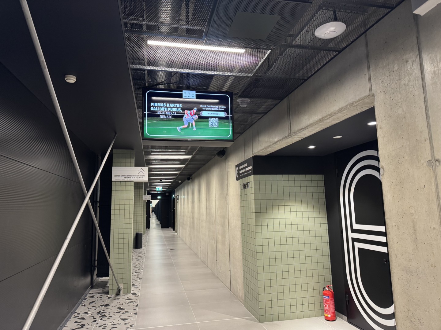 Reklaminių ekranų paketas SEB arenos praėjimuose ir rūbinėse