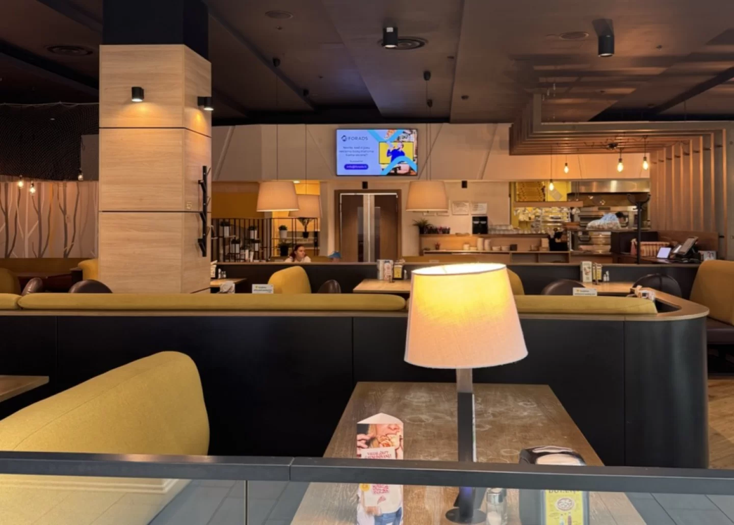 Čili Pizza IKI Fabijoniškės reklaminiai ekranai