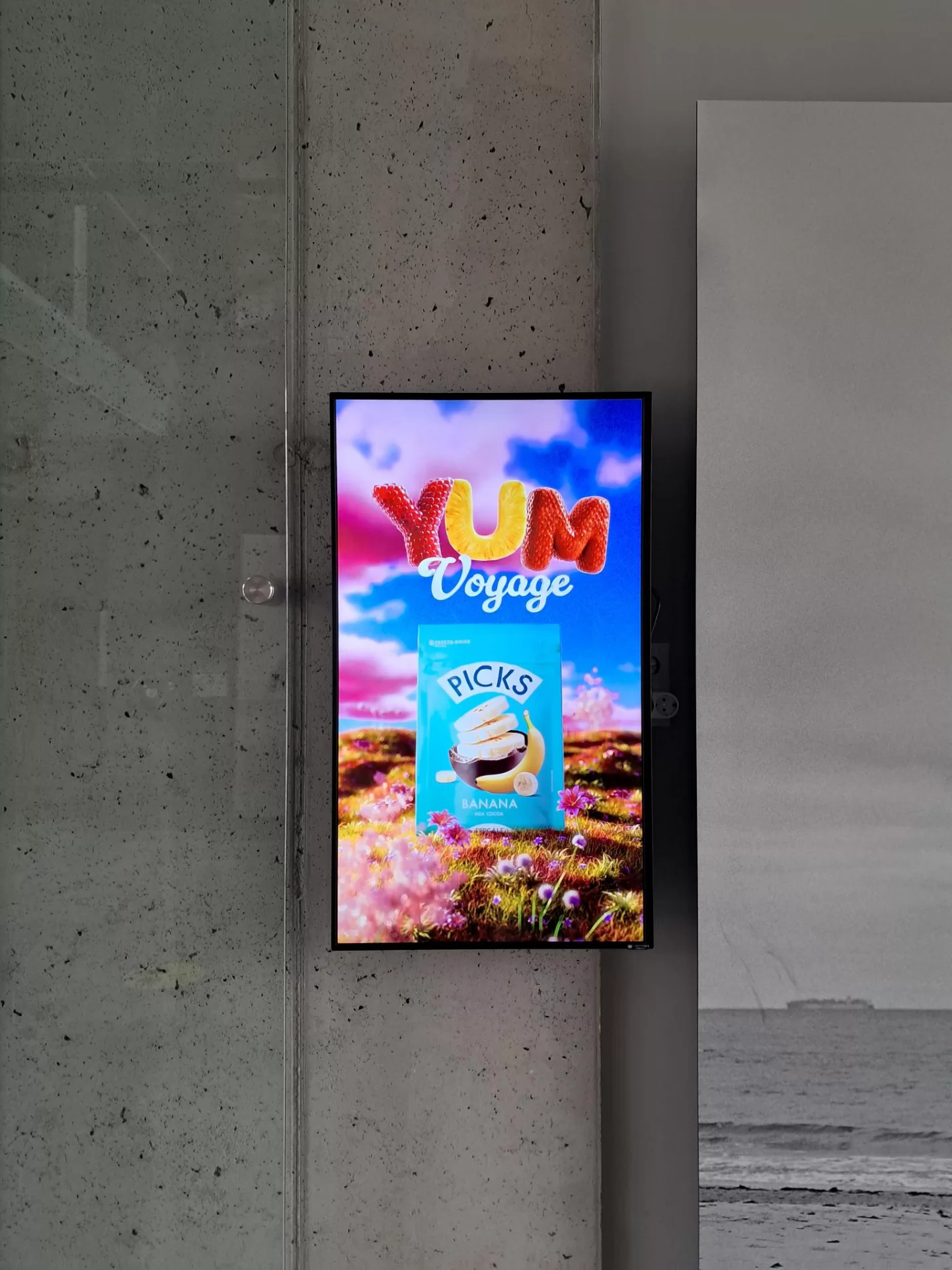 Reklaminiai ekranai Kauno Doko verslo centre