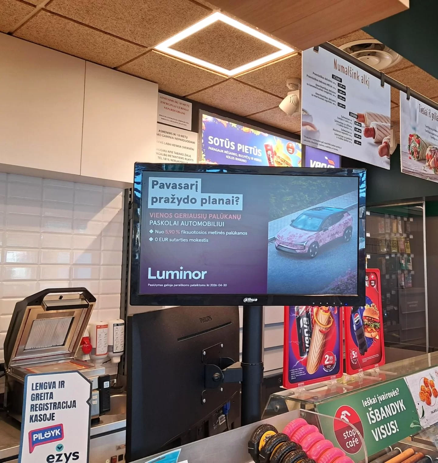 Orlen reklaminiai ekranai Kaune
