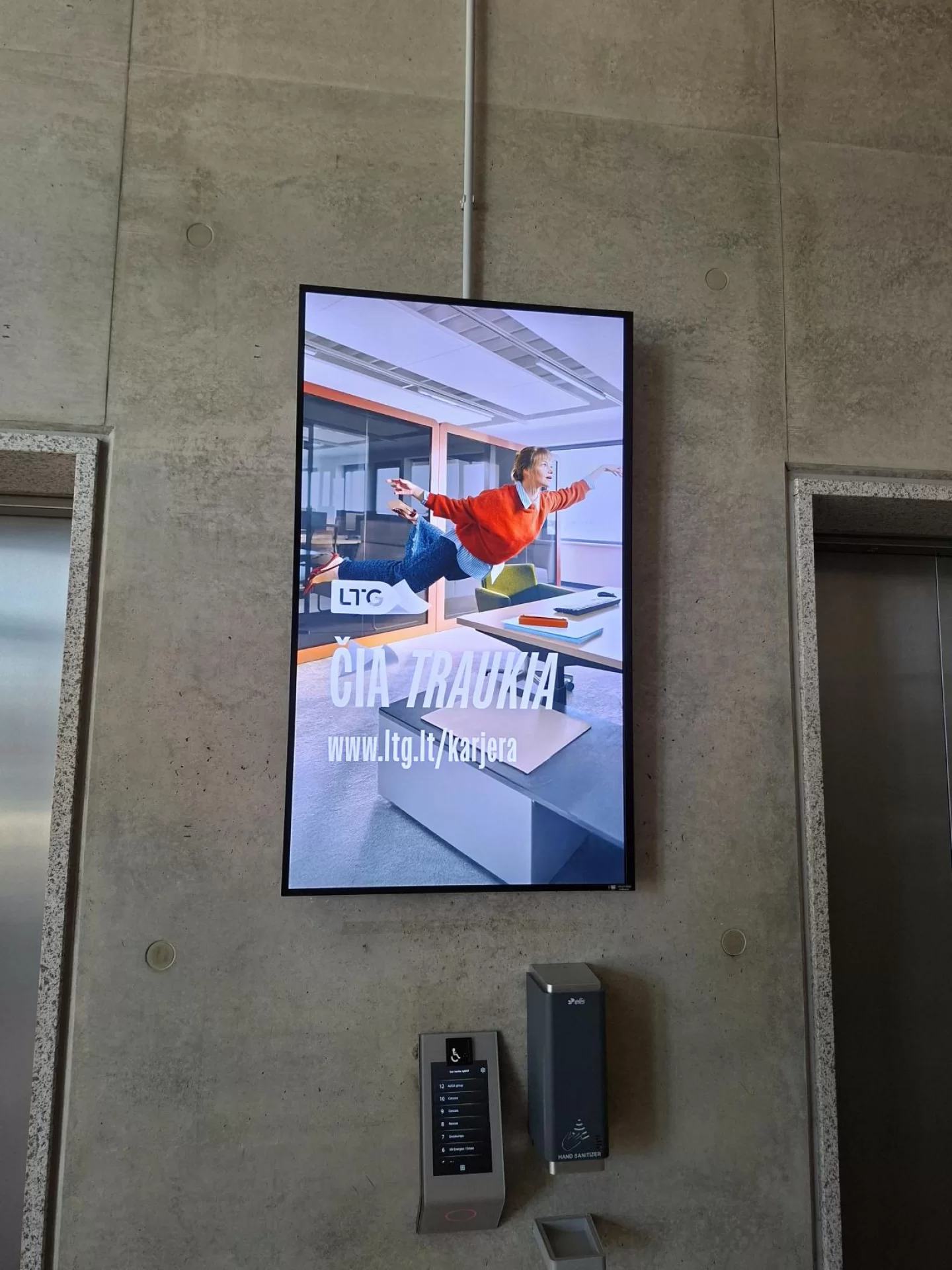Reklaminiai ekranai Quadrum verslo centre