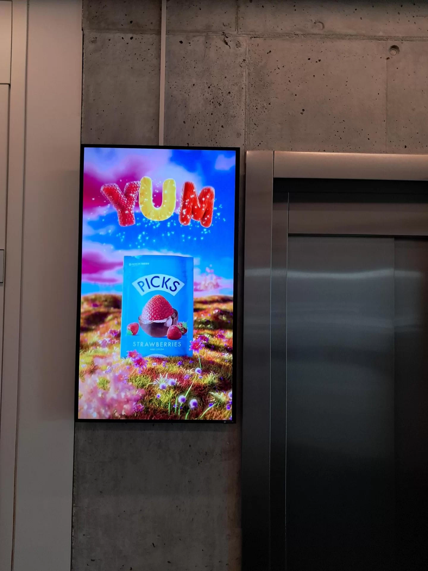 Reklaminiai ekranai Sqveras verslo centre