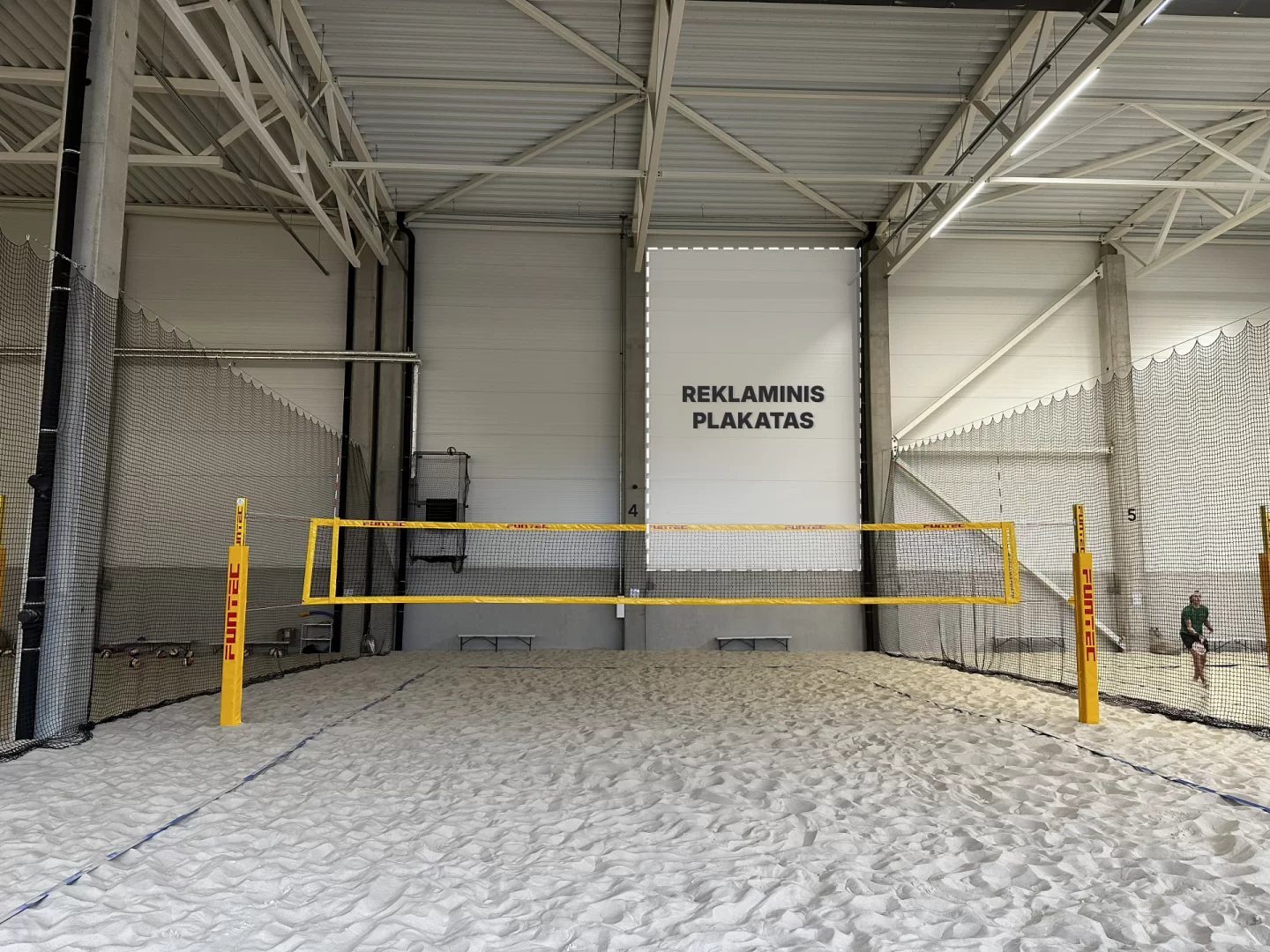 Reklaminis plakatas VolleyART house 4 aikštelėje