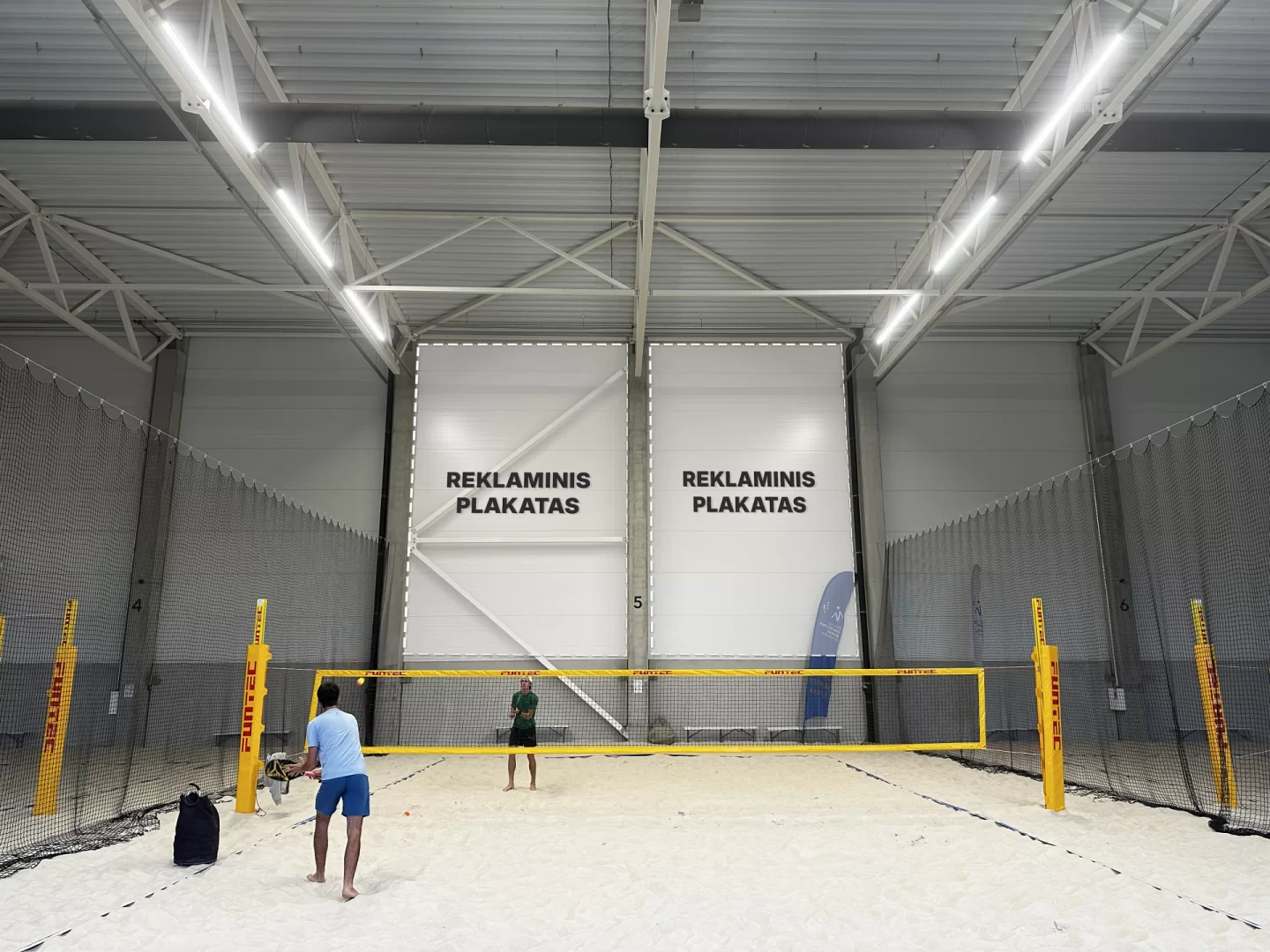 Reklaminiai plakatai VolleyART house 5 aikštelėje