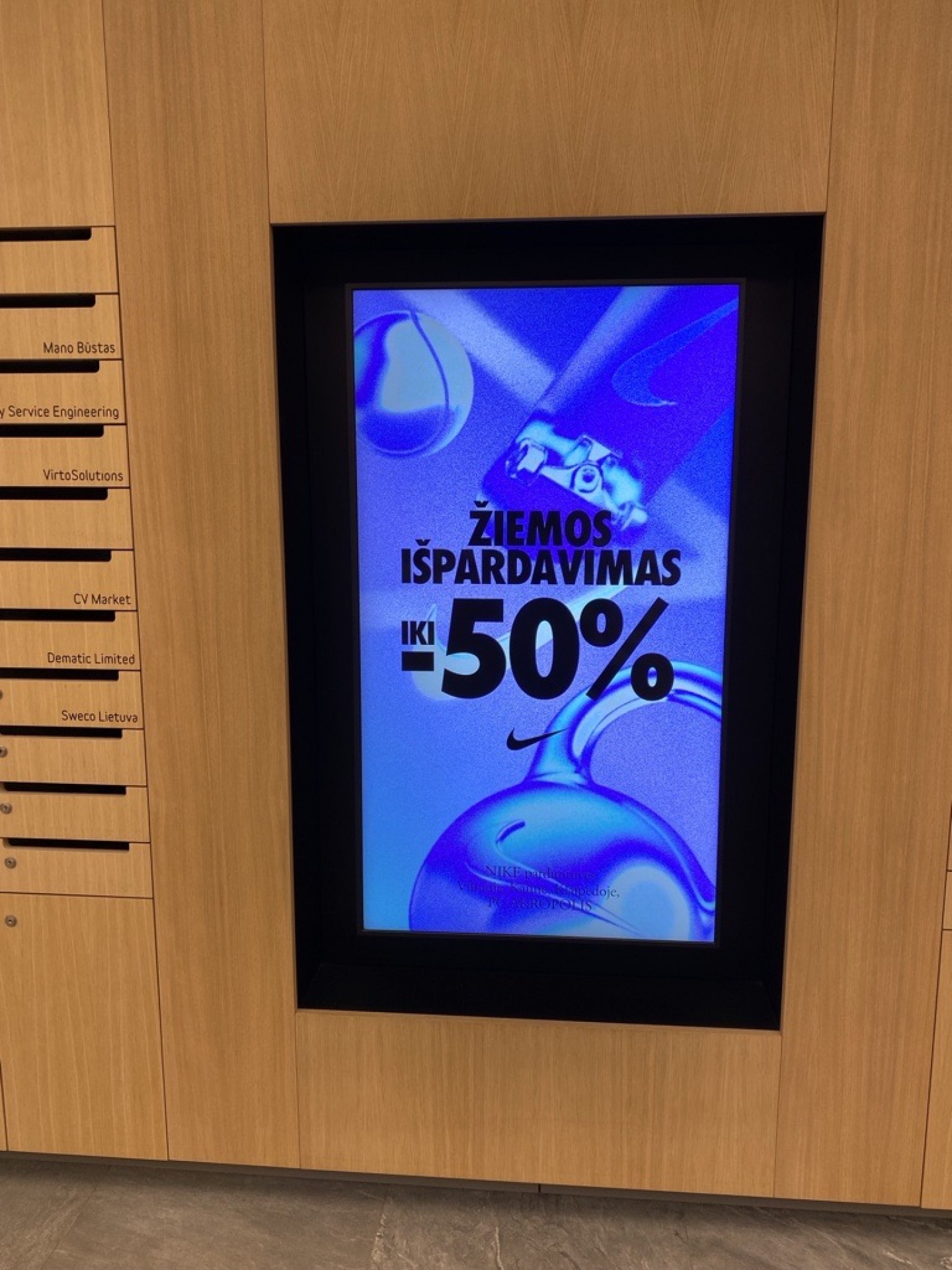 Reklaminis ekranas Penta verslo centre (Simbiocity)