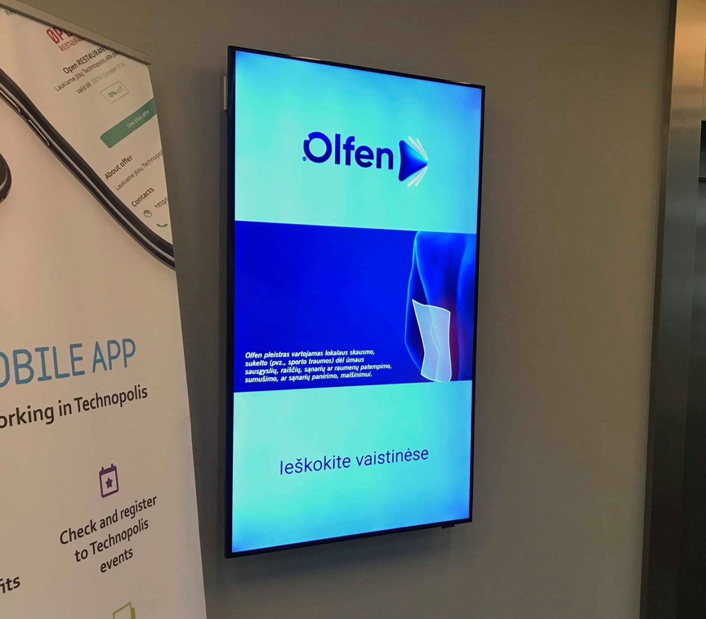 Reklaminis ekranas Nova verslo centre (Simbiocity)