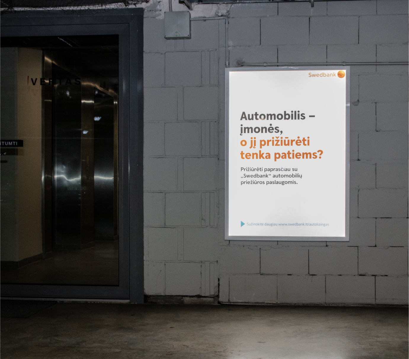 Reklaminis stendas Vertas verslo centro parkinge