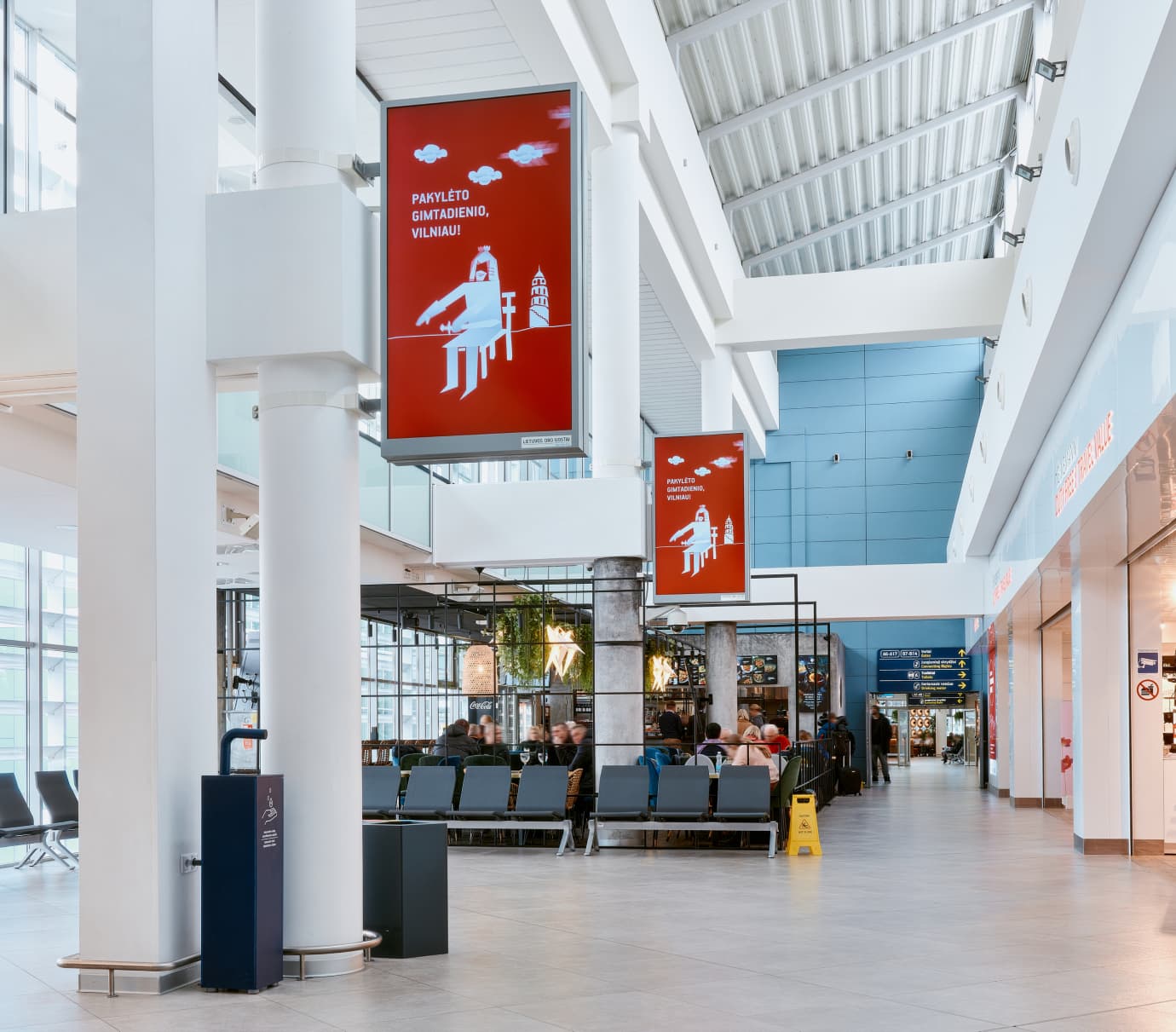 Video ekranų komplektas V-DP-75-07/08/09/10 (Išvykimo terminalas, A4/A5/A6 laipinimo vartai)