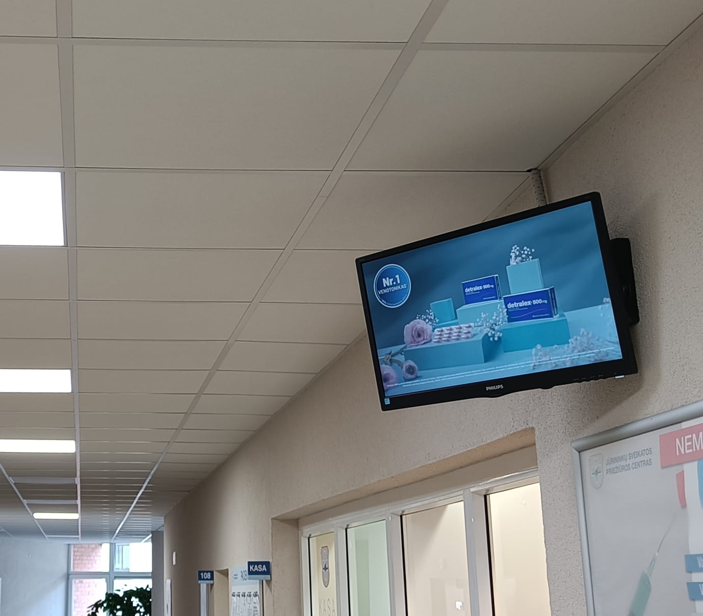 Reklaminiai ekranai Jūrininkų sveikatos priežiūros centre Pievų tako fil.