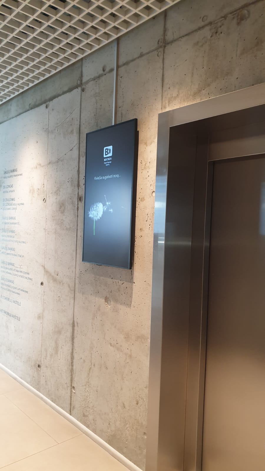 Reklaminiai ekranai Sqveras verslo centre