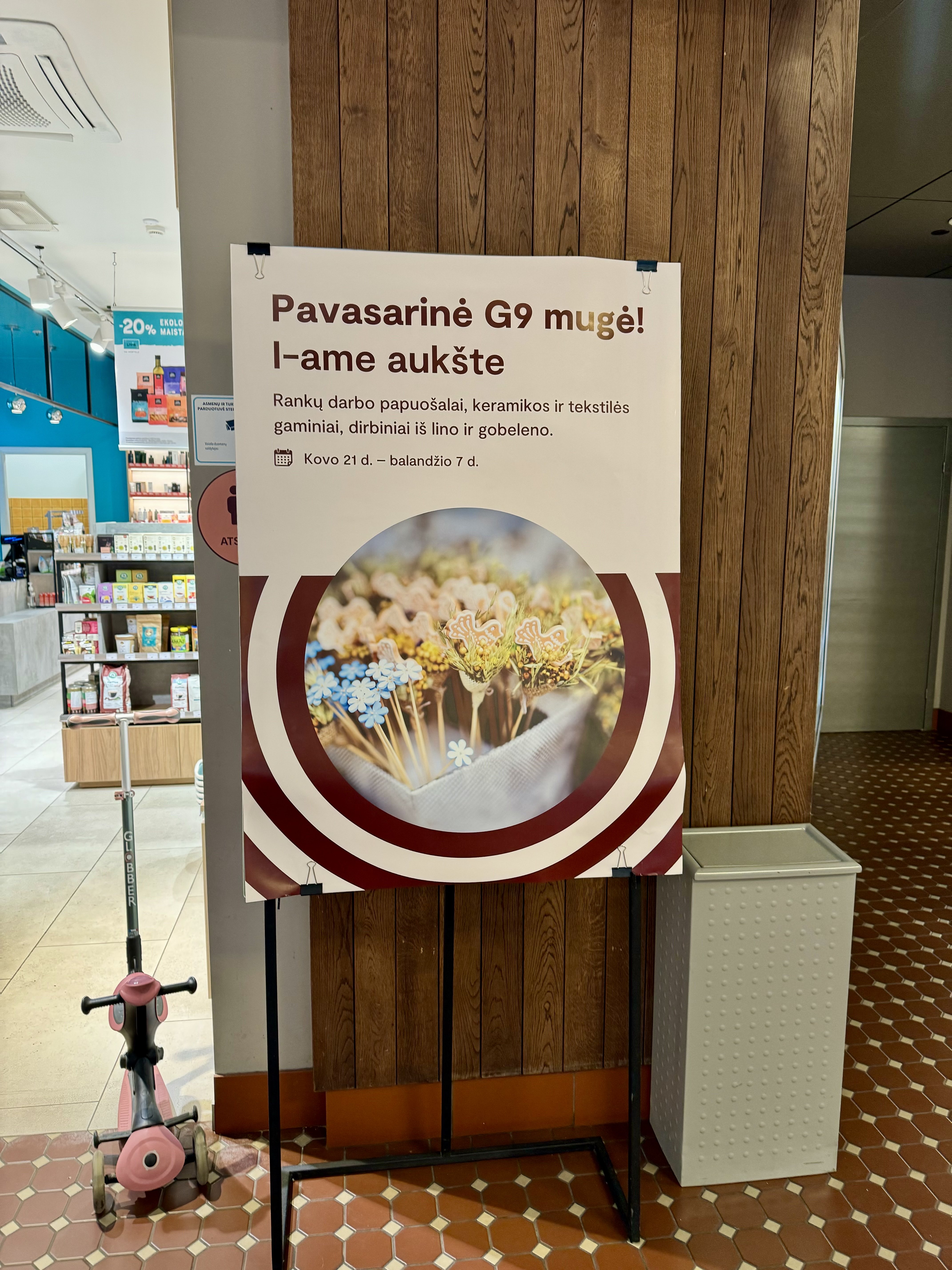 Vieta reklamai pastatomam stendui