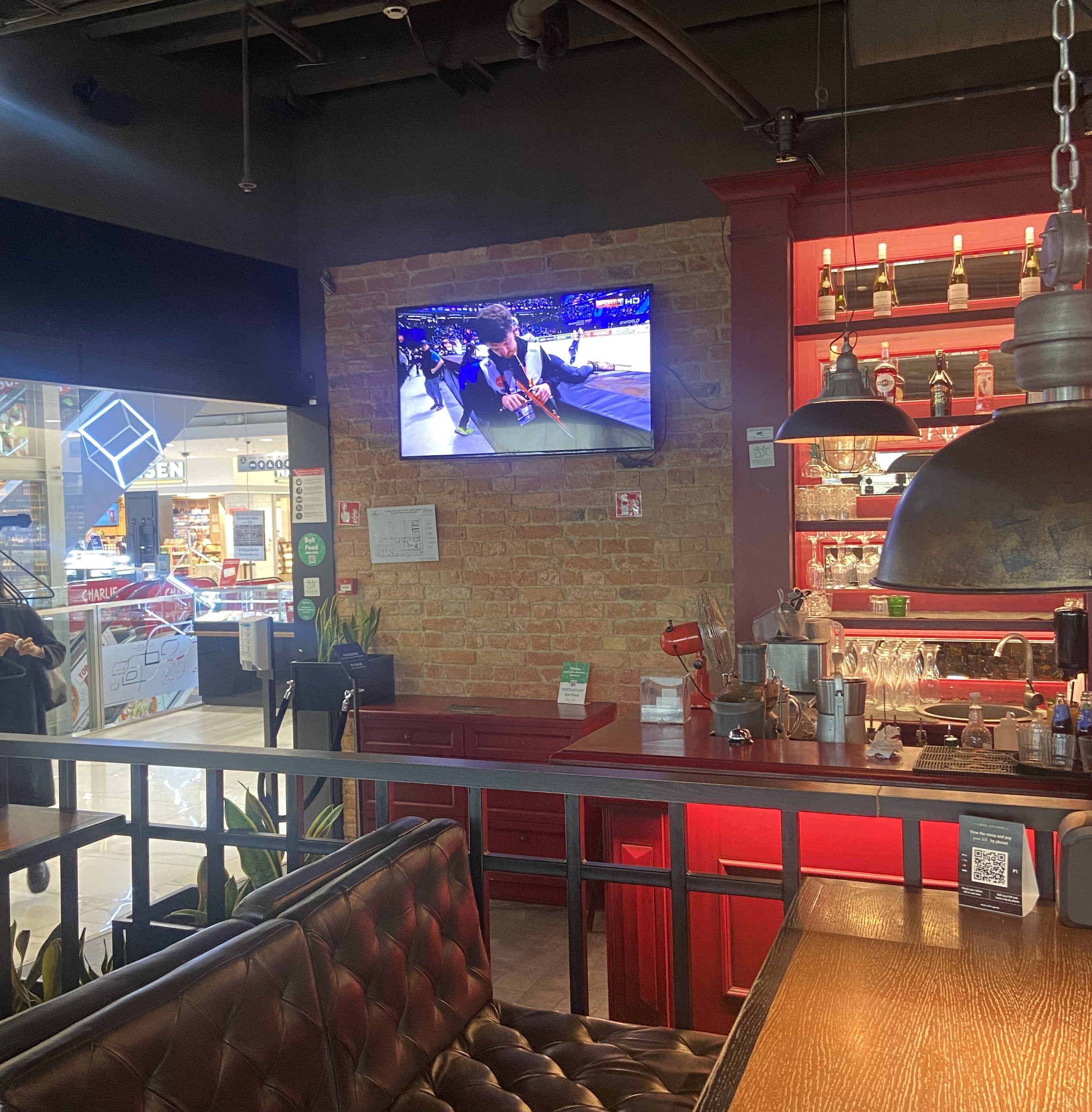 Grill London PC CUP reklaminiai ekranai