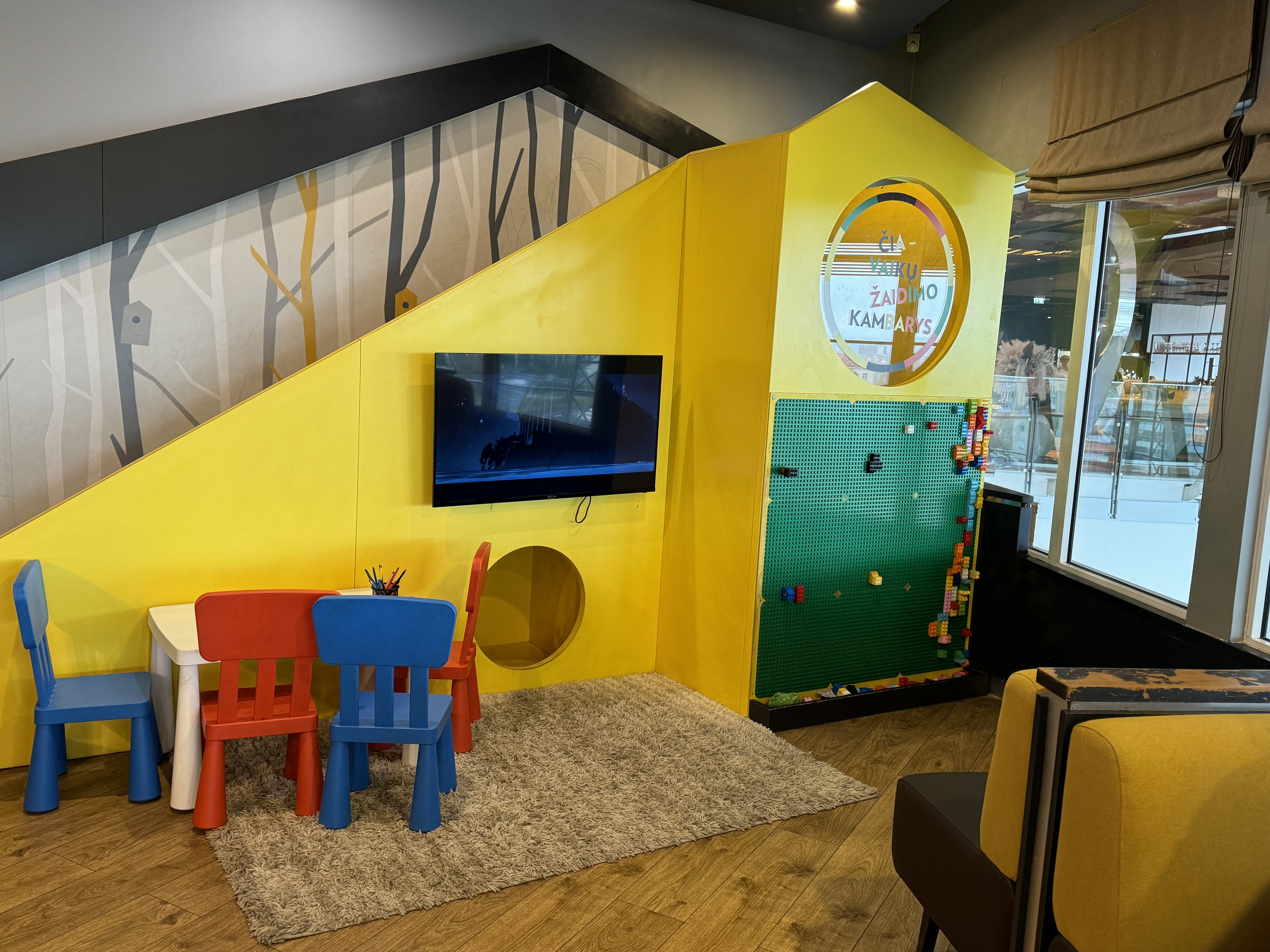 Čili Pizza PLC Panorama reklaminiai ekranai