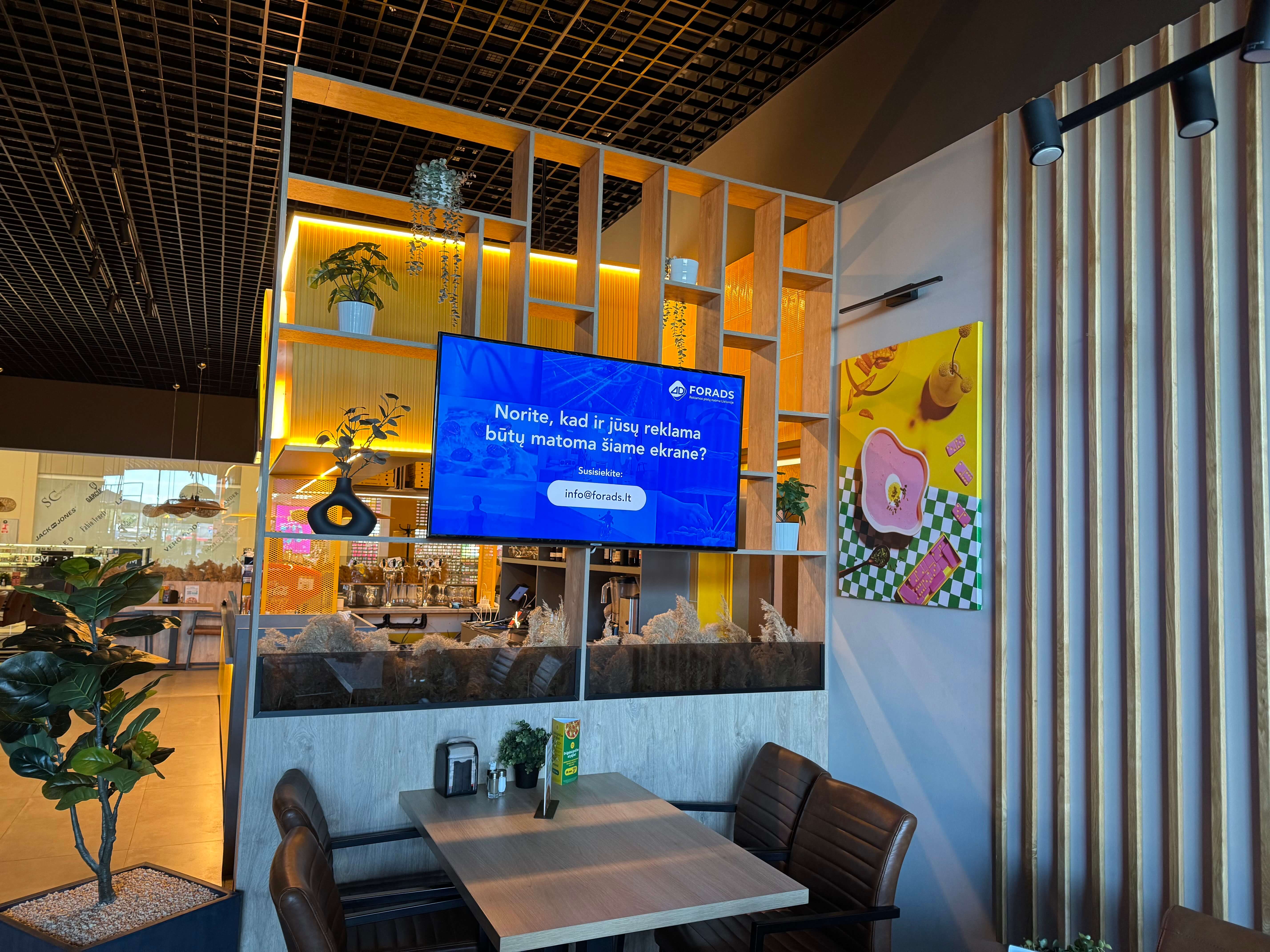 Čili Pizza PC Molas reklaminiai ekranai