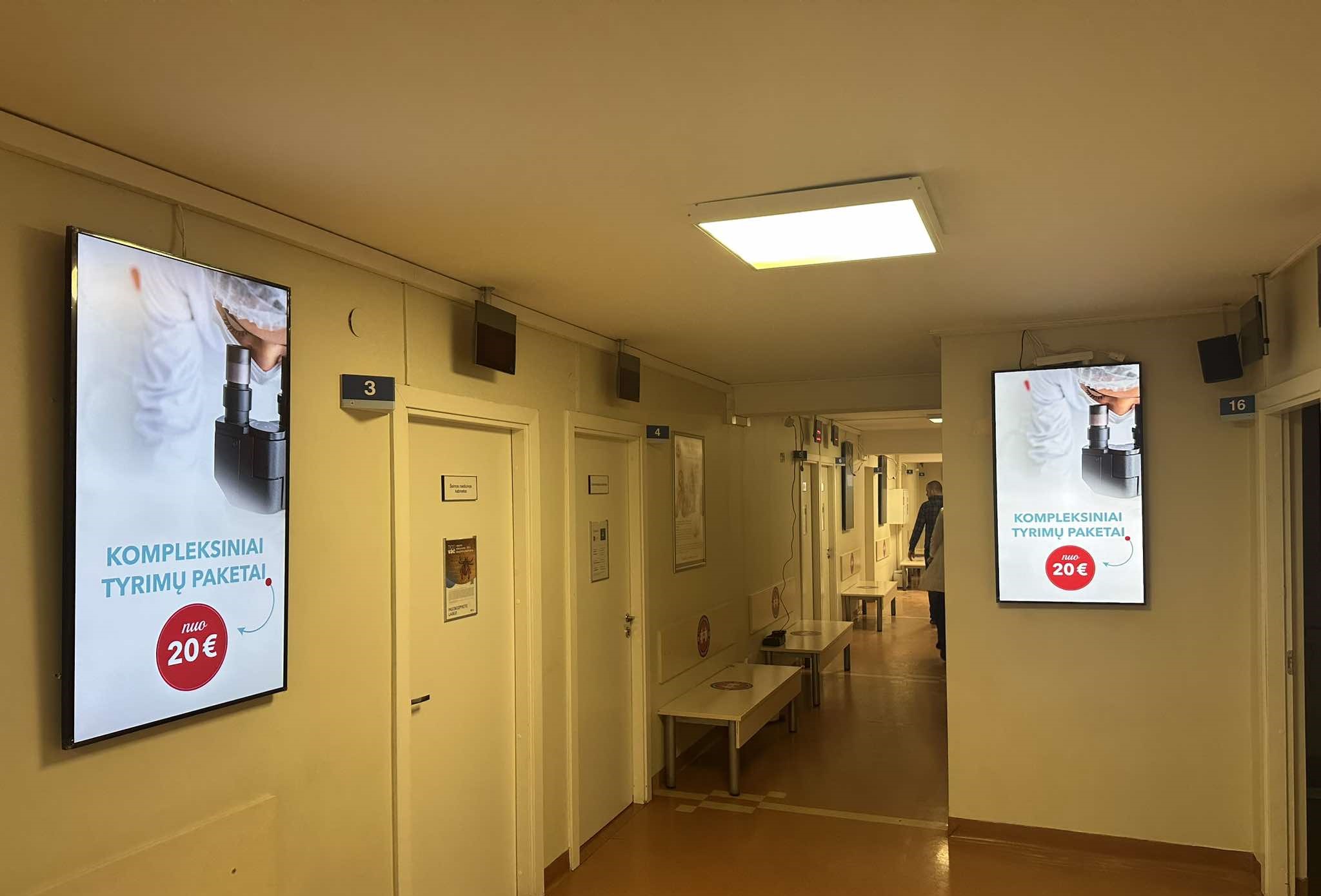 Ekskliuzyvinis ekranas prie šeimos gydytojų (Jūrininkų PSPC, prie 3 kabineto)