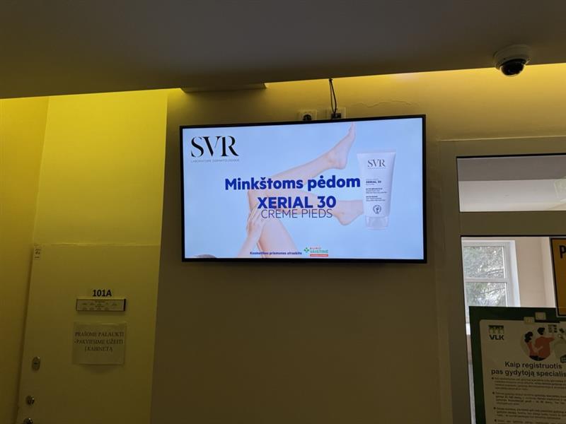Reklaminiai ekranai VŠĮ Vilniaus centro poliklinikoje,  Diagnostikos centre