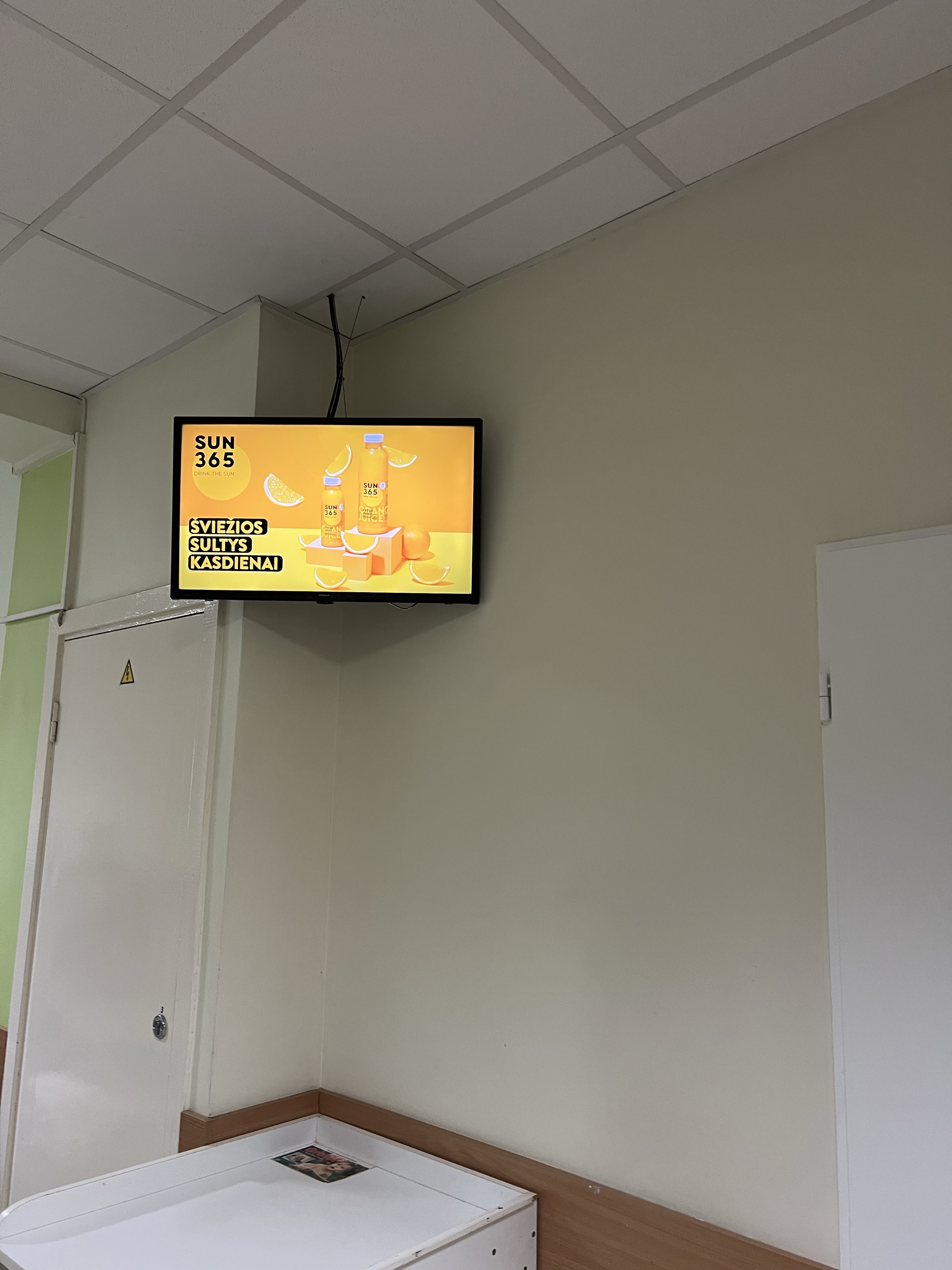 Reklaminiai ekranai VŠĮ Vilniaus rajono centrinėje poliklinikoje