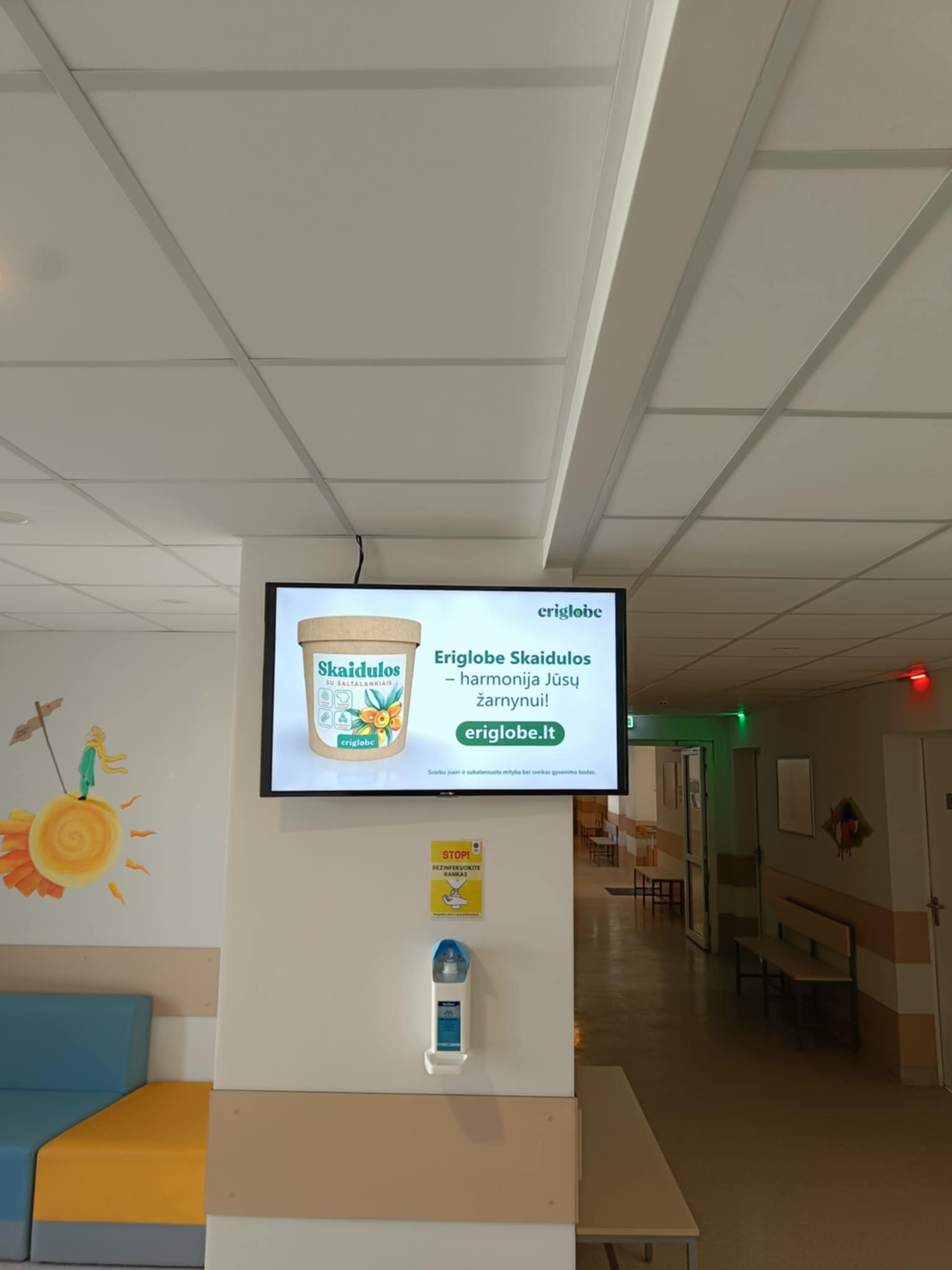 Reklaminiai ekranai VŠĮ Respublikinė Šiaulių ligoninė, moters ir vaiko klinikoje