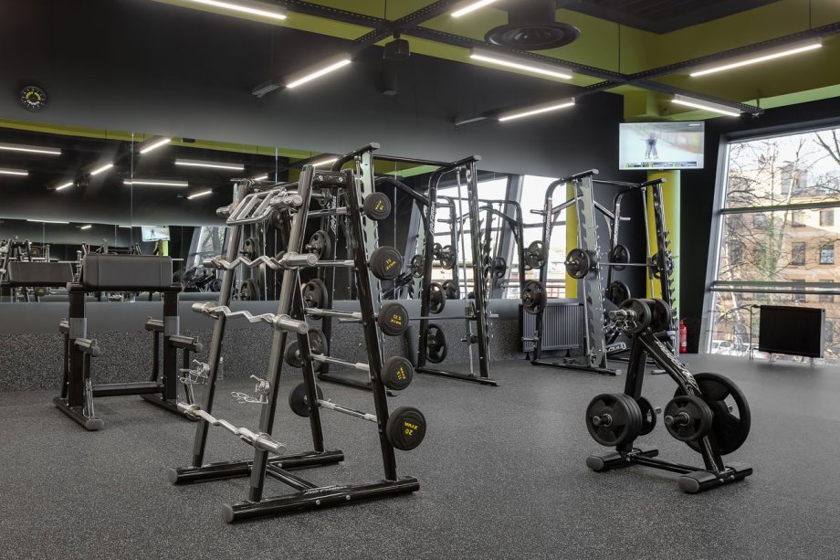 LV Lemon Gym Jugla reklaminiai ekranai