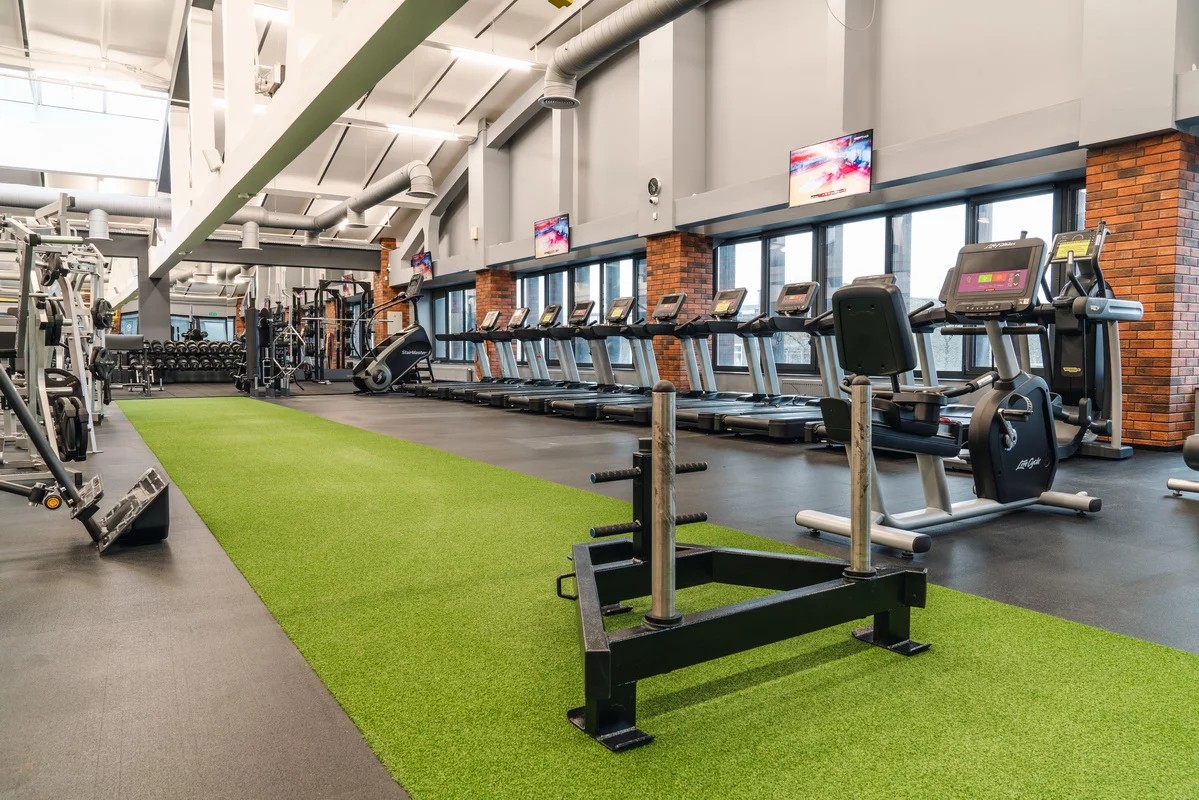 SportGates Žirmūnai reklaminiai ekranai