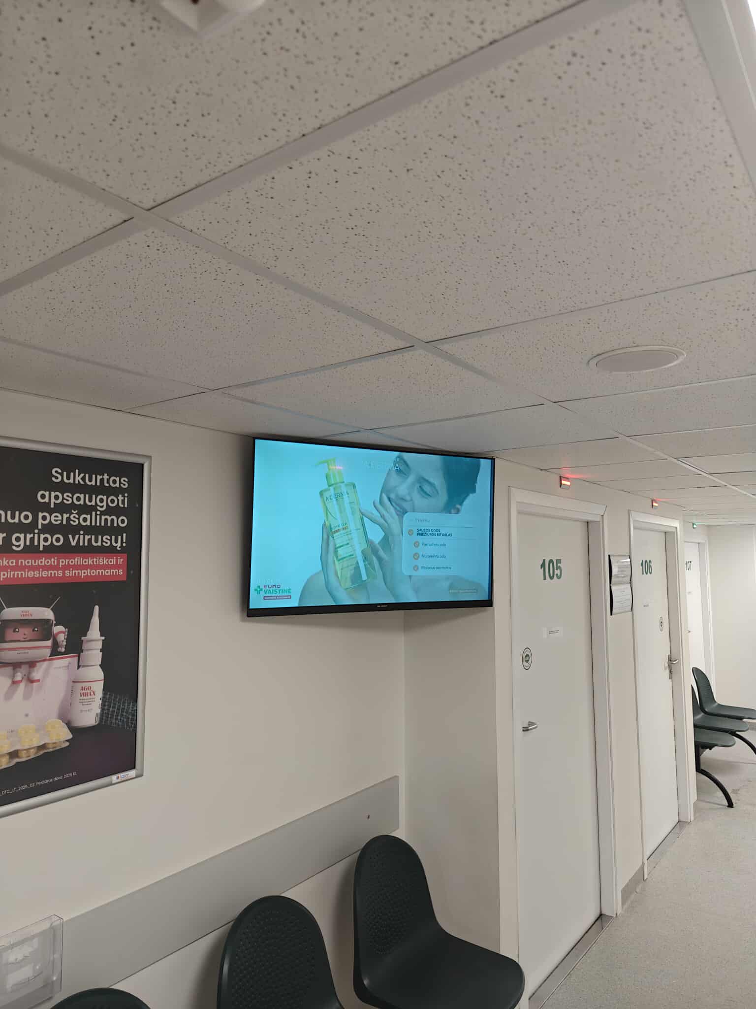 Reklaminiai ekranai VŠĮ Šiaulių Dainų pirminės sveikatos priežiūros centre