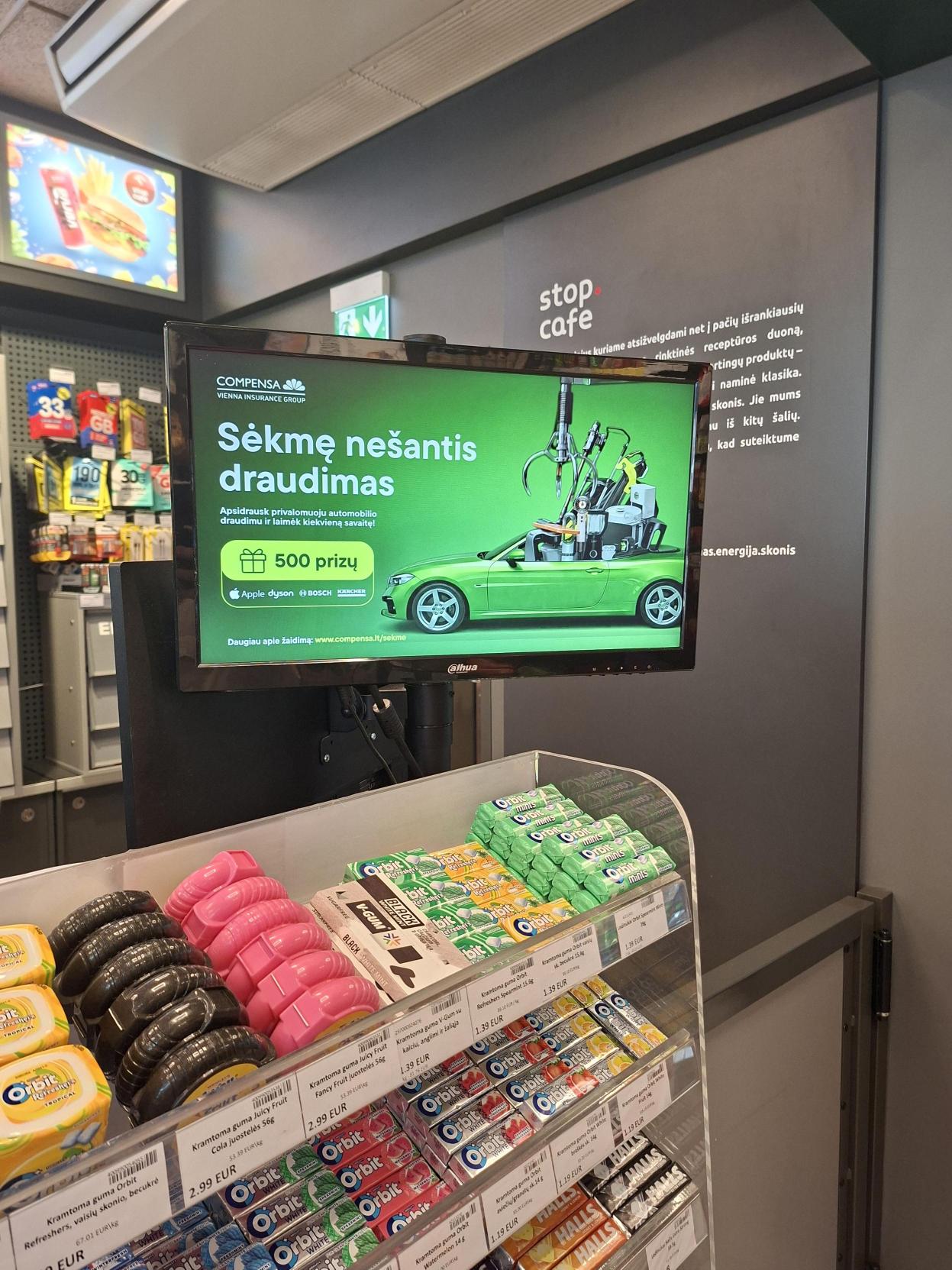 Orlen reklaminiai ekranai Kaune