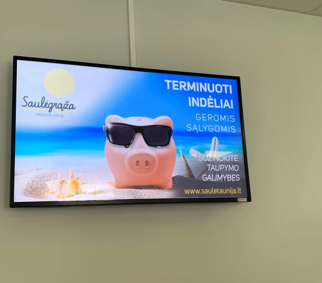 Reklaminis ekranas, VŠĮ Vilniaus centro poliklinikoje, Senamiesčio filiale