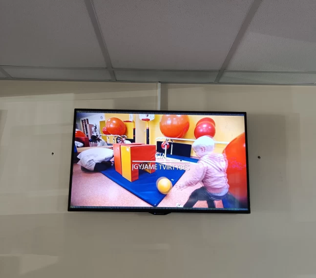 Reklaminiai ekranai VUL Santarų klinikose, konsultacijų poliklinikoje