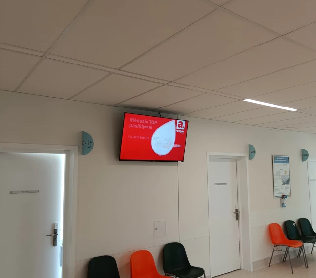 Reklaminiai ekranai VUL Santaros klinikų vaikų konsultacijų poliklinika