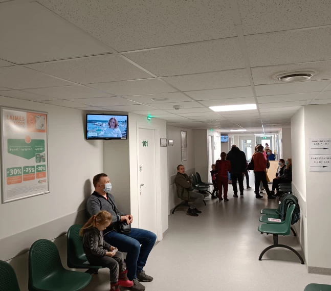 Reklaminiai ekranai VŠĮ Šiaulių Dainų pirminės sveikatos priežiūros centre