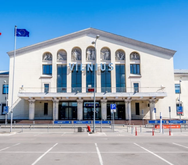 Vilniaus oro uostas, Rodūnios kelias 10A
