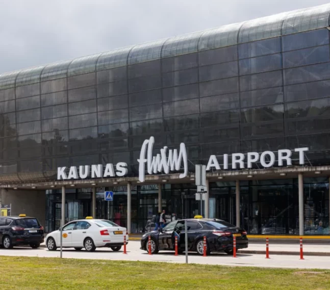 Kauno Oro Uostas, Oro uosto g. 4