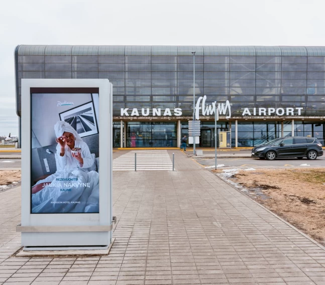 Kauno Oro Uostas, Oro uosto g. 4