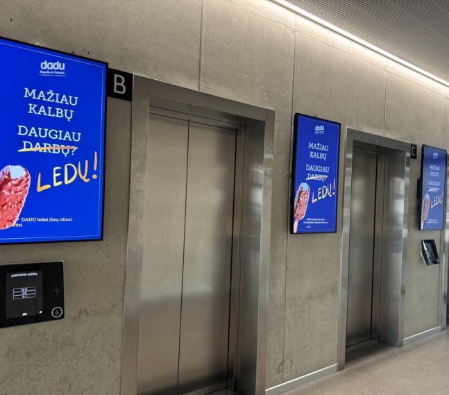 Reklama verslo centrų ekranuose
